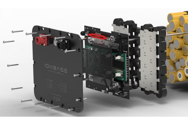 IONBASE Lithium Accu 12V 133Ah 1700Wh