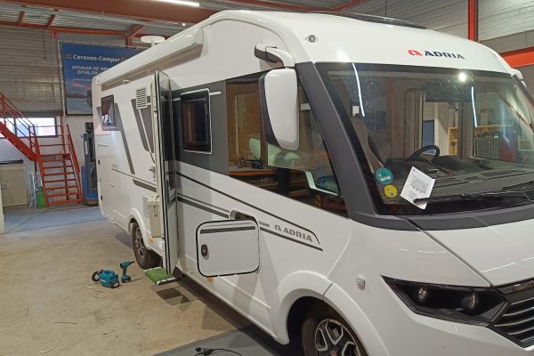 Adria Sonic 700 DL Plus SmartPower lithium